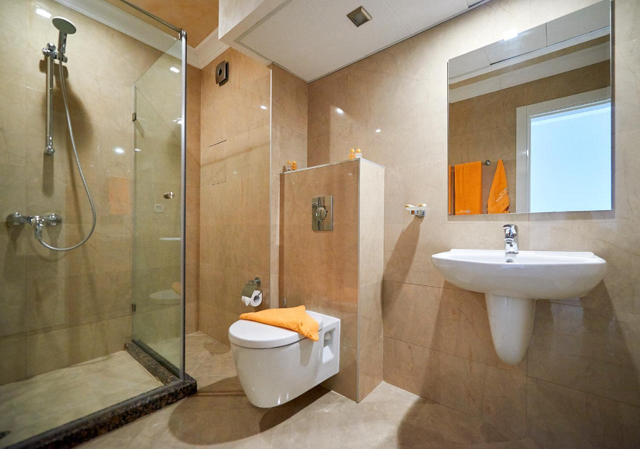 Boutique Rose Gardens Pomorie Aparthotel Kültér fotó