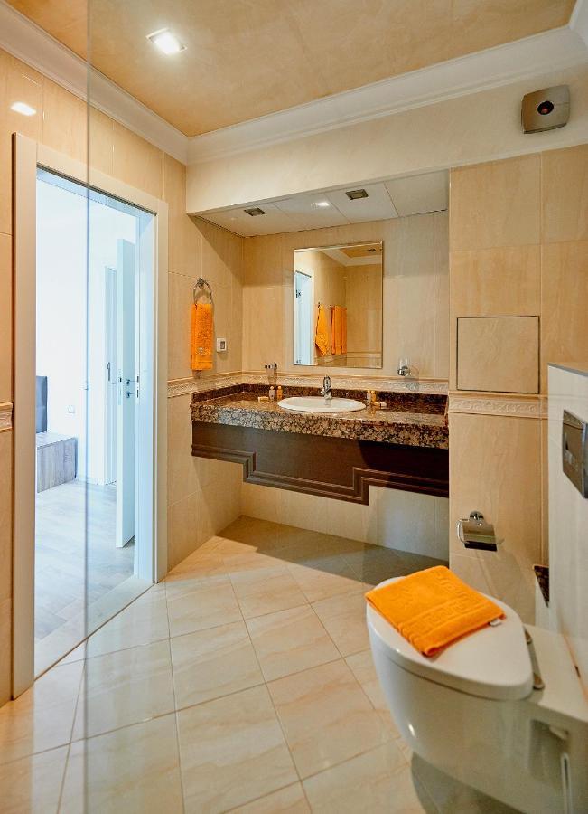 Boutique Rose Gardens Pomorie Aparthotel Kültér fotó