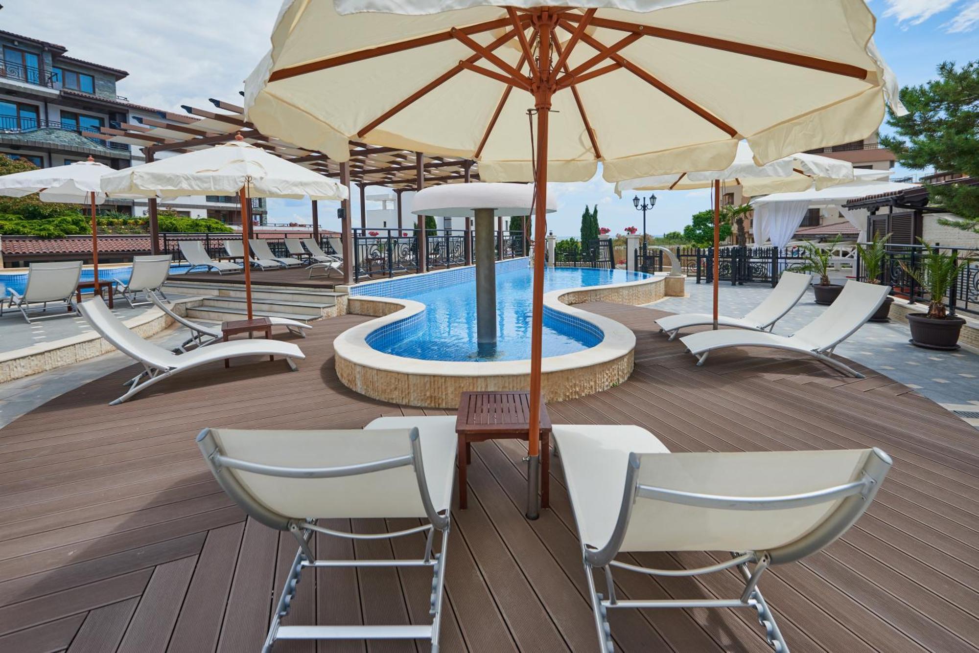 Boutique Rose Gardens Pomorie Aparthotel Kültér fotó